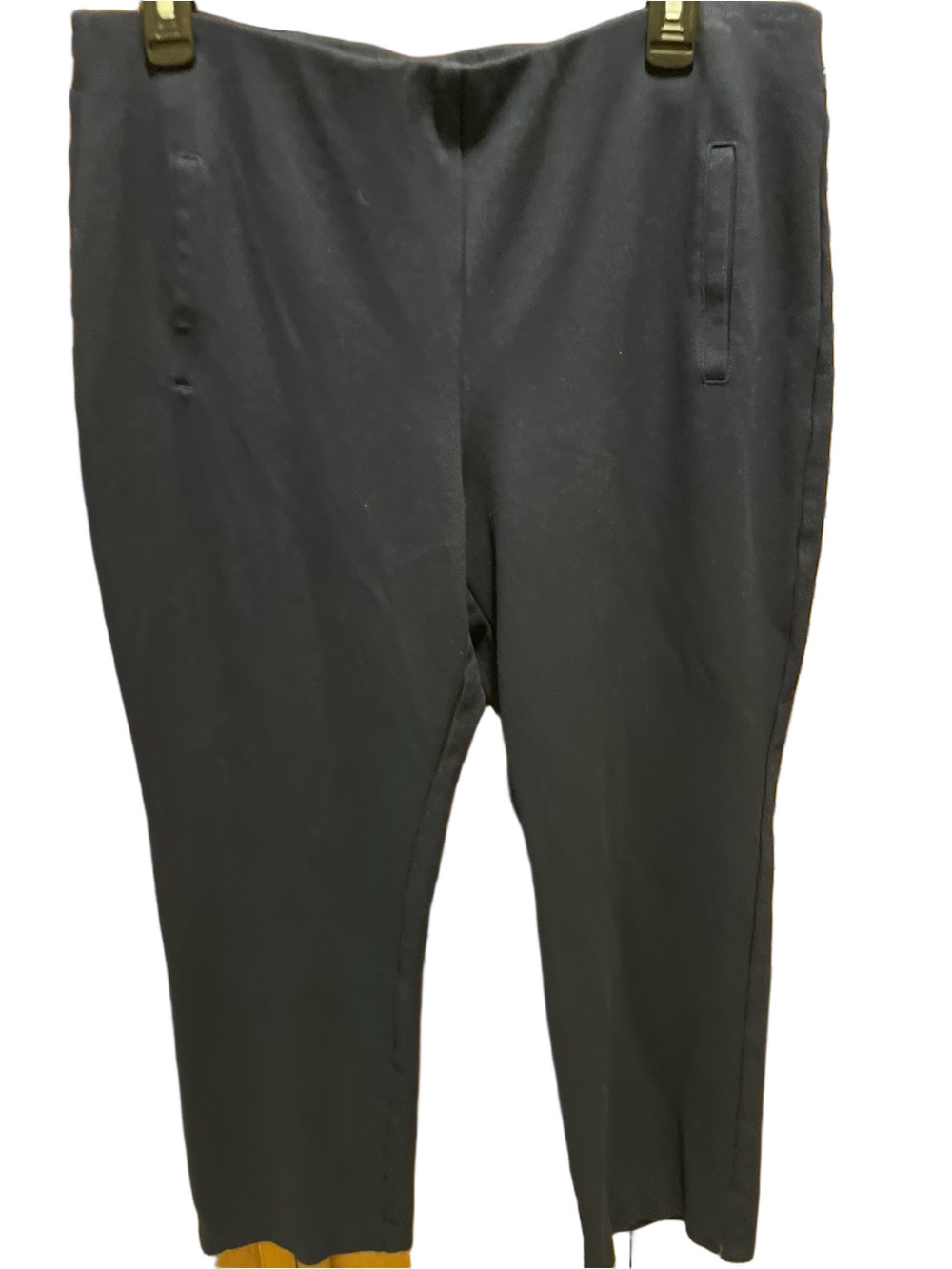 96. WOMENS CHICO’S 2.5/L DETAIL PANTS